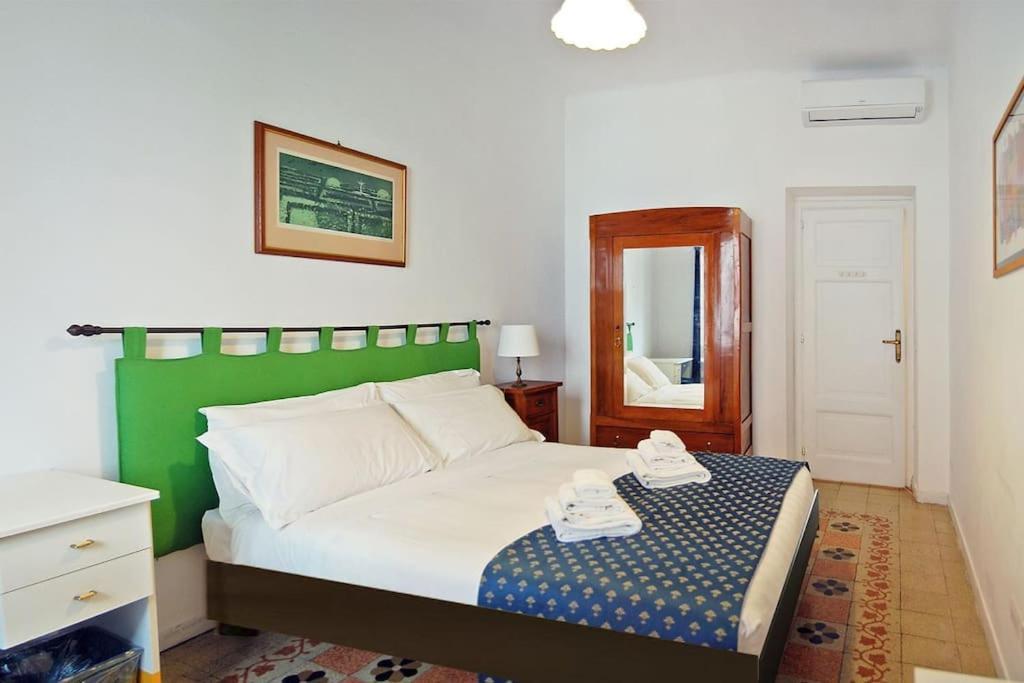 Near Colosseum By Varental 2Br + 1Sb โรม ภายนอก รูปภาพ